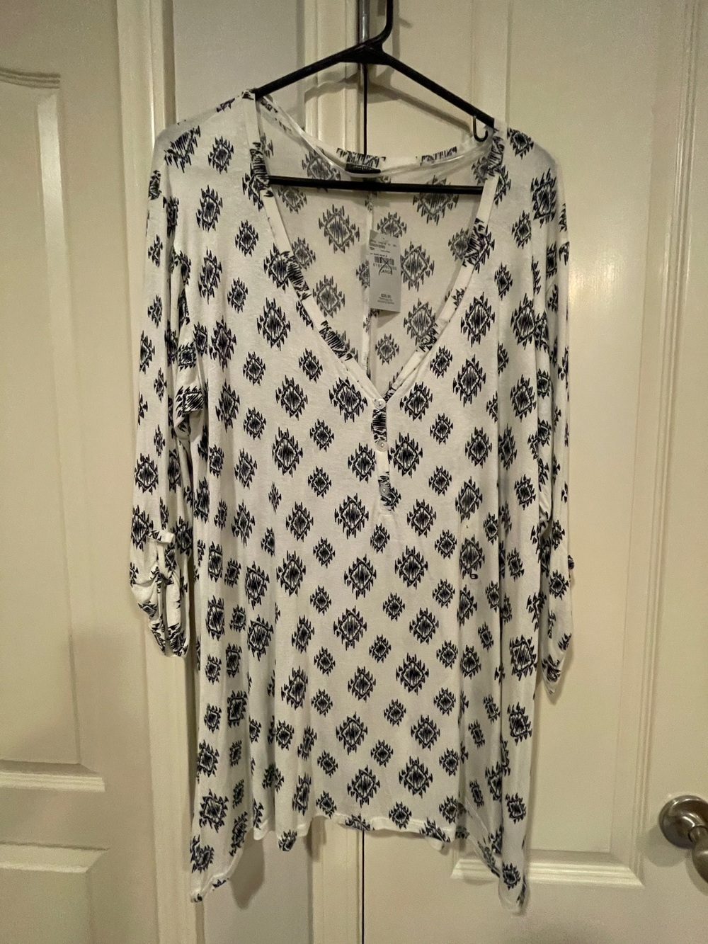 Daytrip White Tunic Top with Navy Geometric Motif